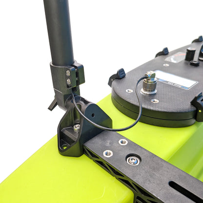 BlueBoat Antenna and Accessory Mast